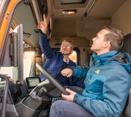 Les in vrachtwagen